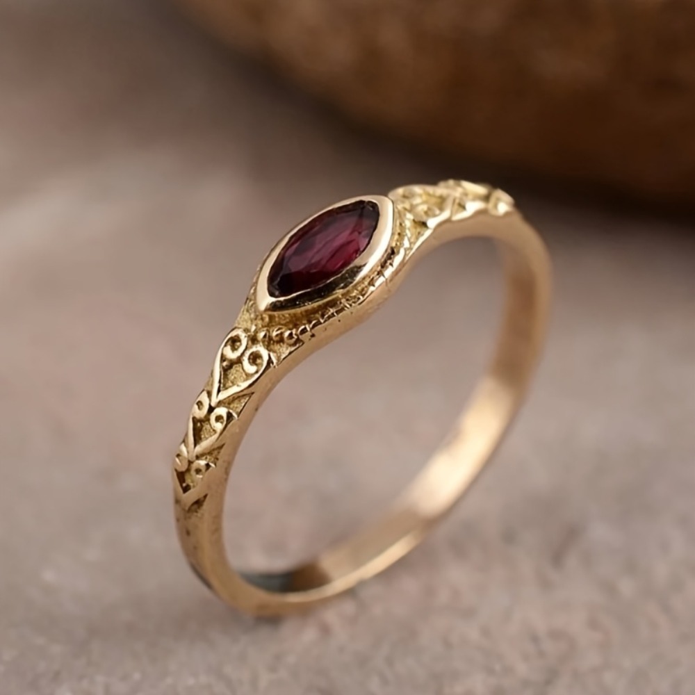 Vintage Red Cubic Zirconia Ring |24K Gold - Image 2