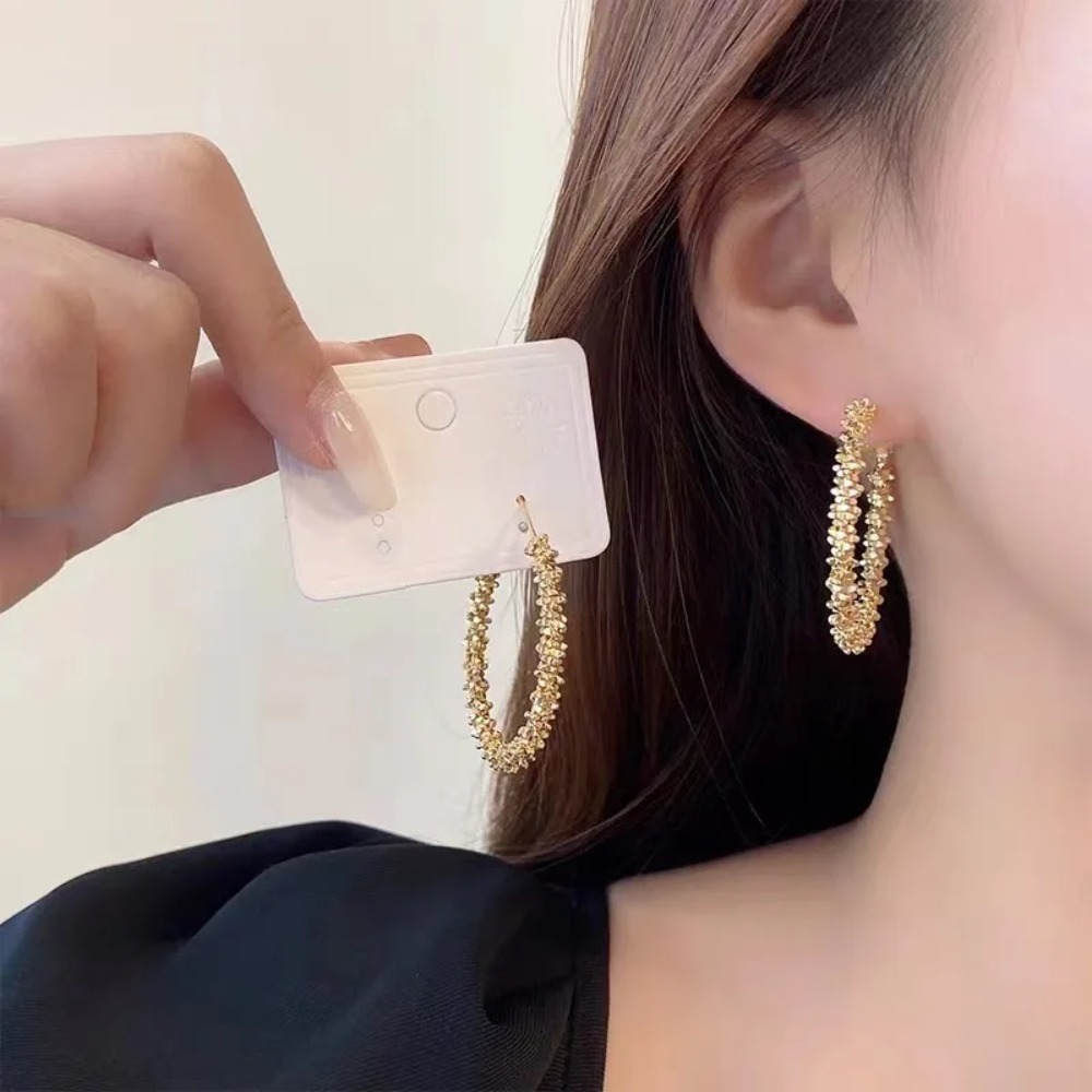 Minimalist Shimmering Grains Earrings|24K Gold - Image 2