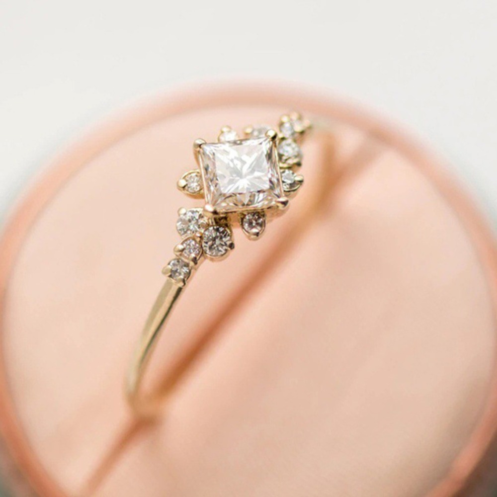 Engagement Square Zirconia Ring |18K Gold - Image 2