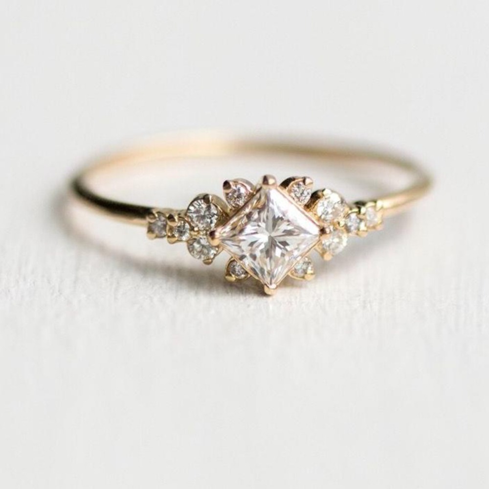 Engagement Square Zirconia Ring |18K Gold - Image 3