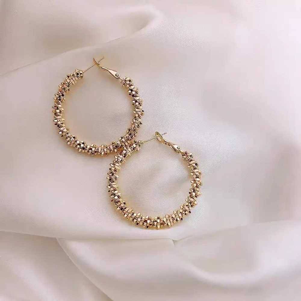 Minimalist Shimmering Grains Earrings|24K Gold - Image 4